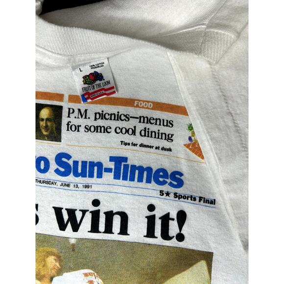 VTG 1991 NBA Chicago Bulls Michael Jordan Newspaper Print Shirt - Picture 3 of 14